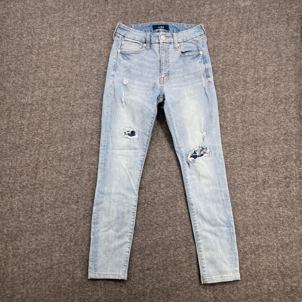 Aeropostale Women High Rise Curvy Skinny Crop Distressed Light Wash Jeans Size 4